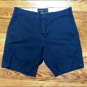 Abercrombie and Fitch Men’s Navy Shorts Size 28